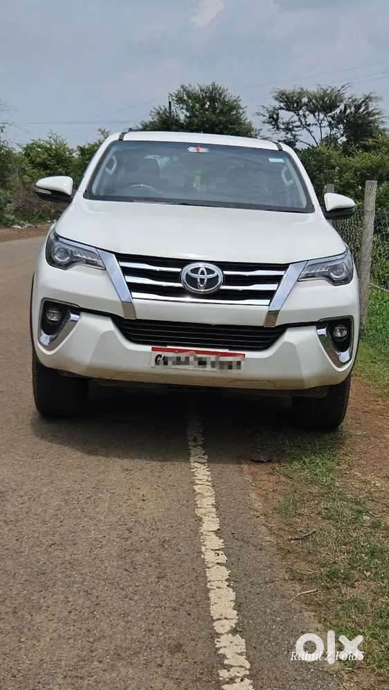 Toyota Fortuner 2017 Diesel Well Maintained All New Tyre Yokohama