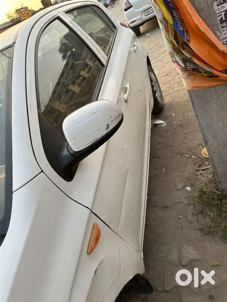 Hyundai I20 Asta Petrol 2011