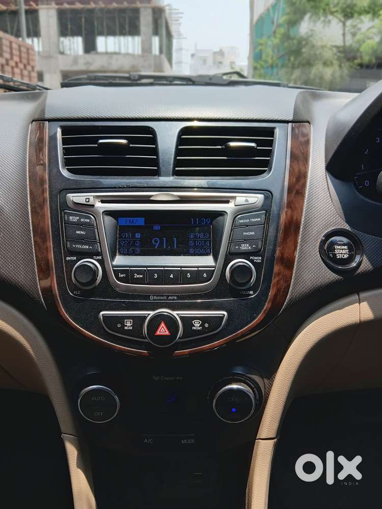 Hyundai Verna Vtvt 1.6 Sx, 2015, Petrol
