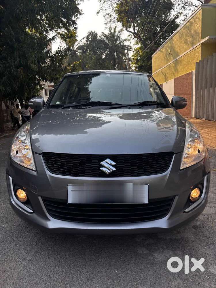 Maruti Suzuki Swift Vxi Abs Bsiv, 2017, Petrol