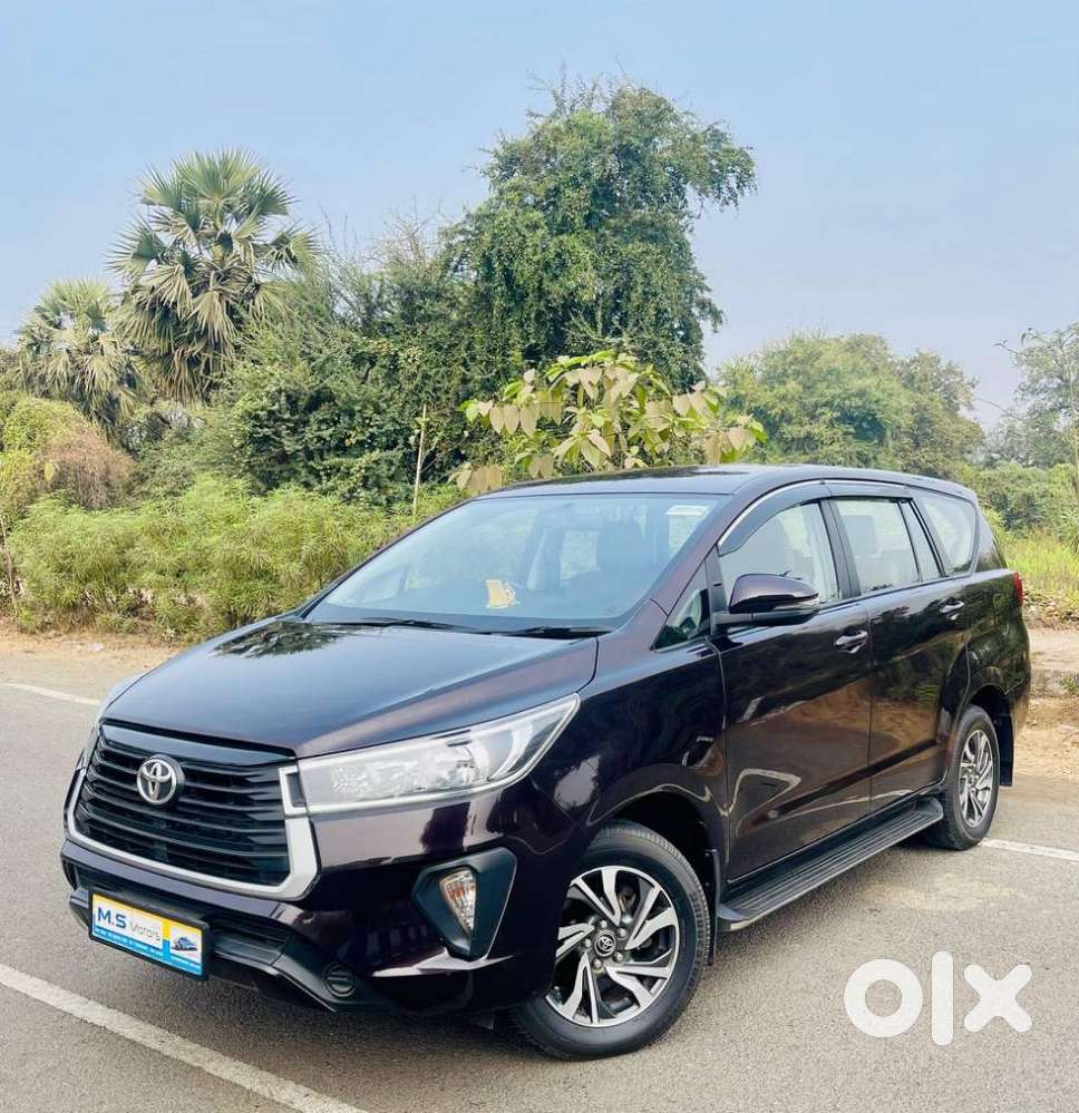 Toyota Innova Crysta 2.8z Automatic, 2017, Diesel