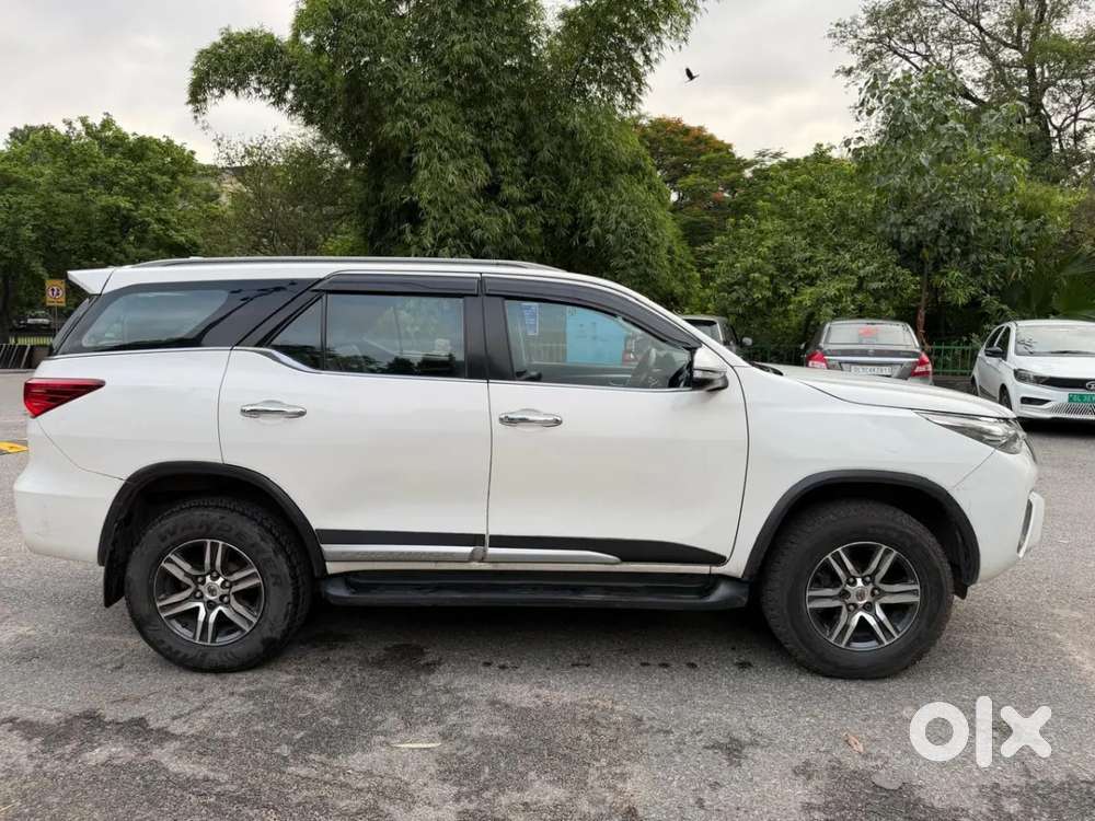 Toyota Fortuner 4x2 At, 2017, Diesel