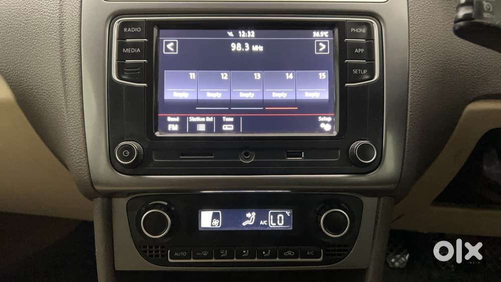 Volkswagen Vento 2010-2013 Petrol Highline At, 2020, Petrol