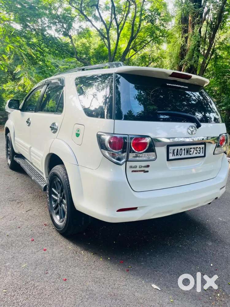 Toyota Fortuner 2015 Diesel Well Maintained