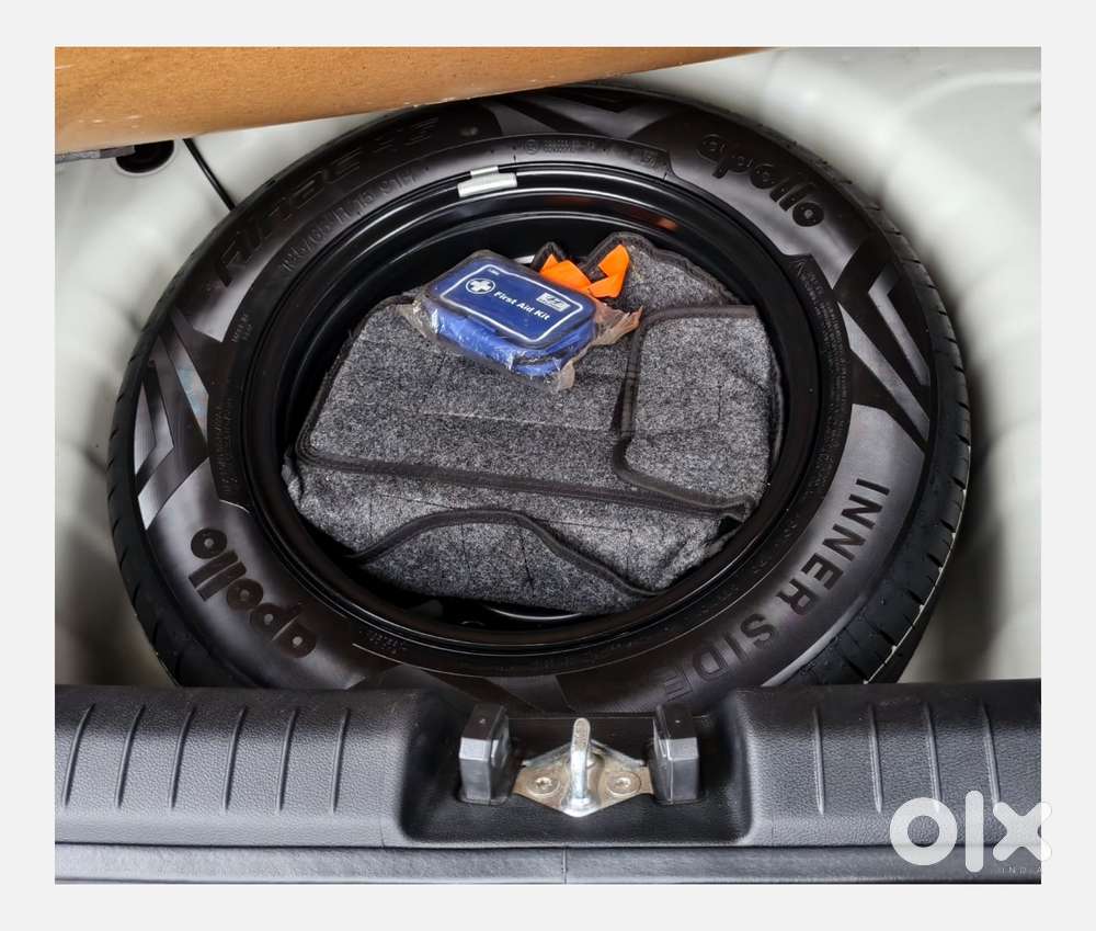 Hyundai Venue Sx Mt, 2024, Petrol