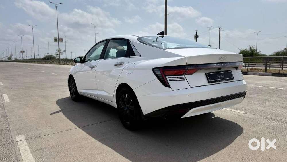 Hyundai Verna 1.0 Sx (o) Turbo Gdi Dct, 2024, Petrol