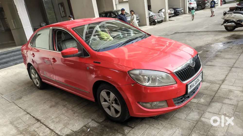 Skoda Rapid Elegance Diesel Dsg Automatic  2014  81,152 Km  ₹2.80 L