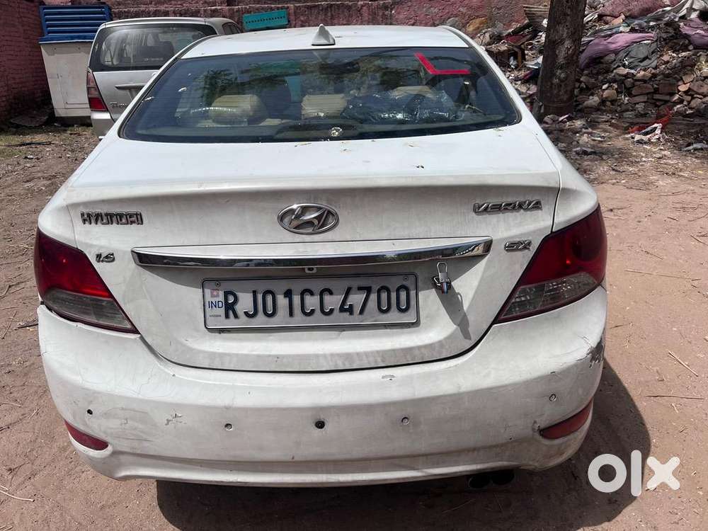 Hyundai 2012 Diesel Manual Year