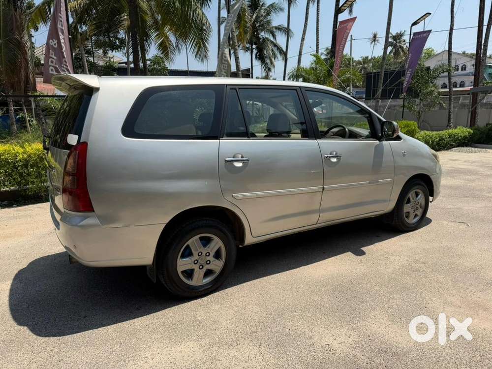 Excellent 2006 Innova 255k Full History At 3.75lakh