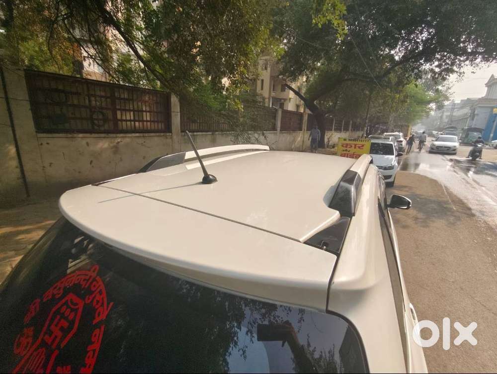 Well Maintained Honda Brv Petrol/cng Car 7 Seater