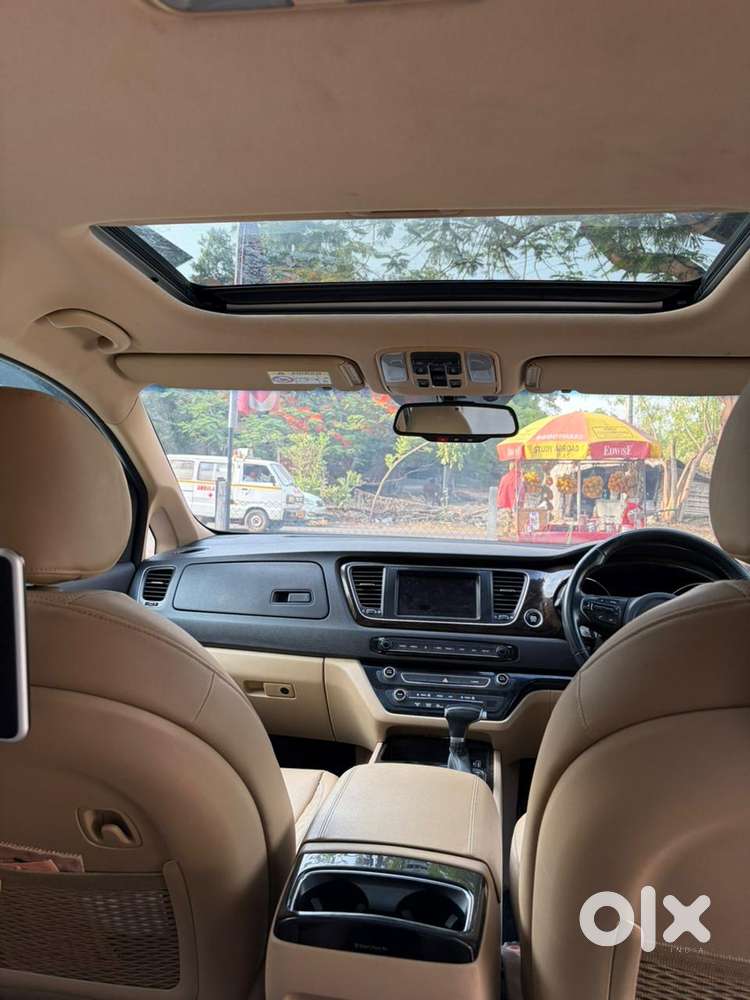 Kia Carnival Limousine Plus 7 Str, 2022, Diesel