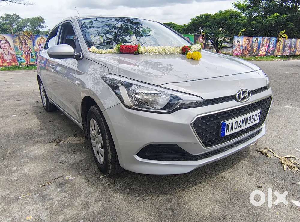 Hyundai I20 2014 Petrol 17000 Km Driven