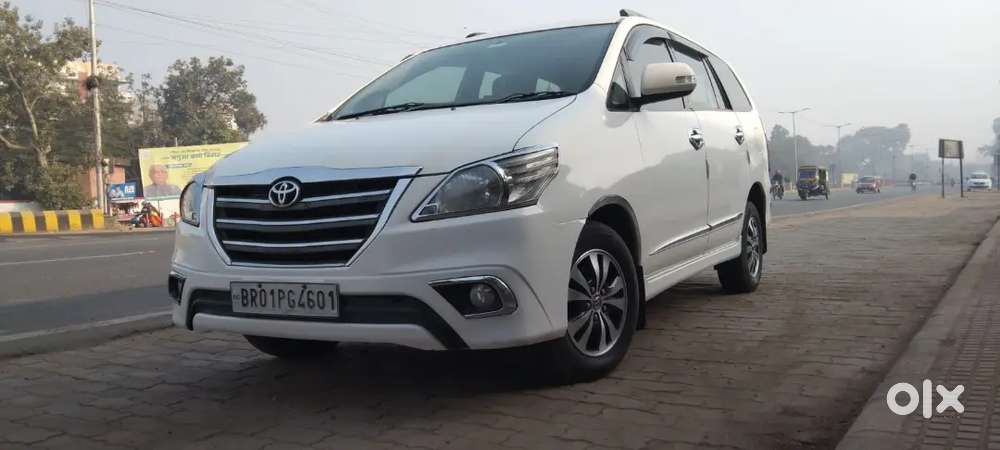Toyota Innova 2015 Diesel 194000 Km Driven