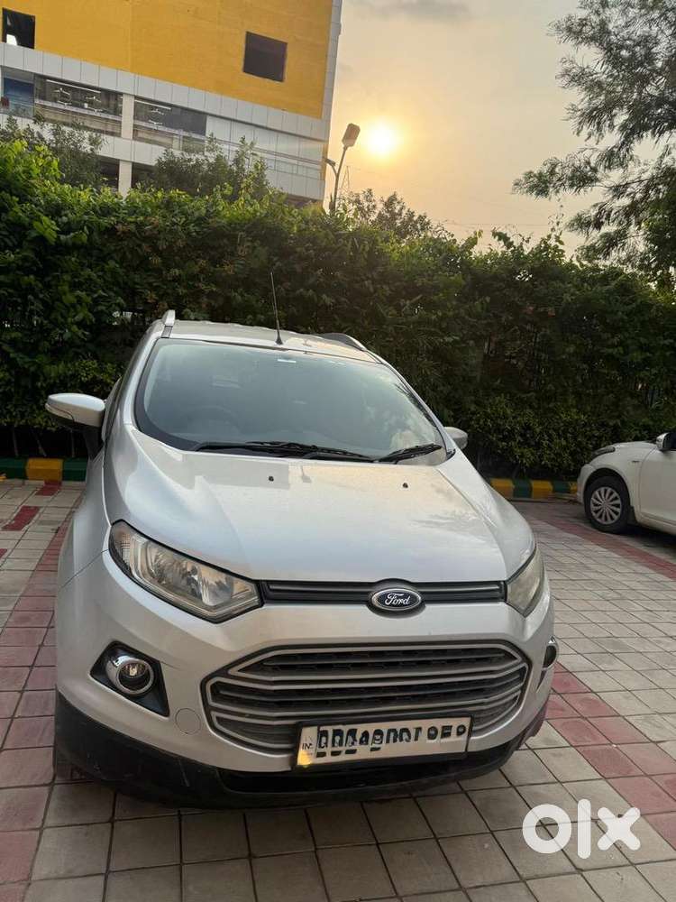 Ford Ecosport Nov 2015 Petrol 80k Km With Company Service Record