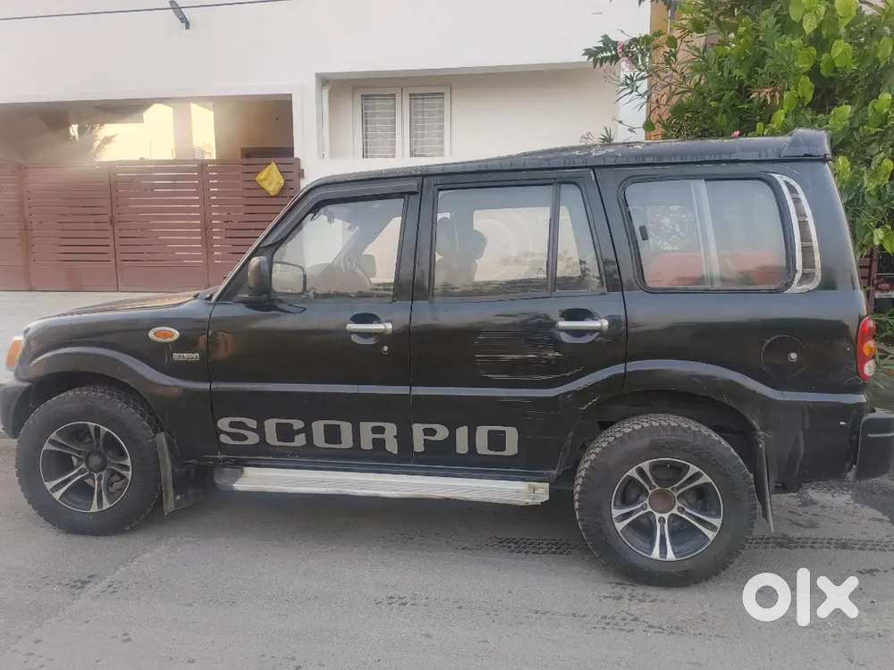 Mahindra Scorpio 2003
