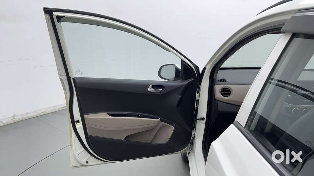 Hyundai Grand I10 1.2 Kappa Sportz, 2015, Petrol
