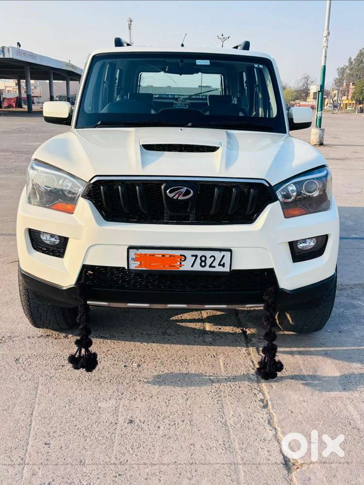 Mahindra Scorpio S8, 2015, Diesel