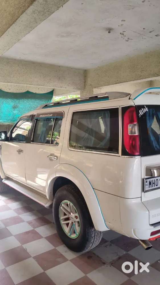 Ford Endeavour Diesel 2011