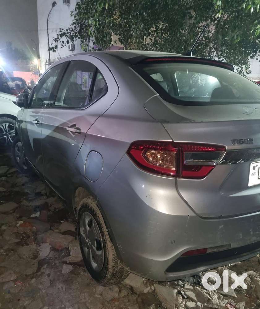 Tata Tigor 1.2 Revotron Xt, 2017, Petrol