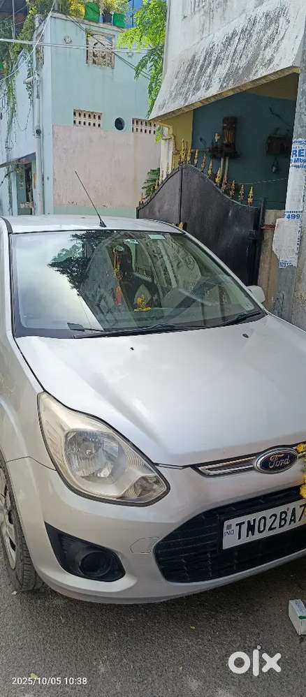 Ford Figo 2014 Petrol 76500 Km Driven