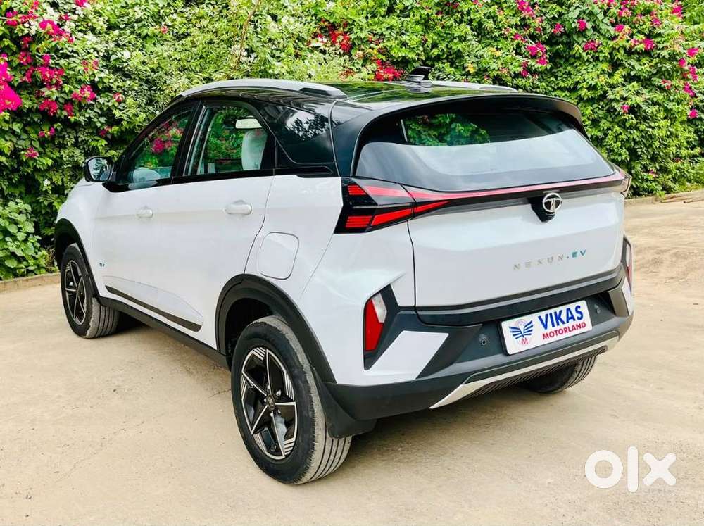 Tata Nexon Ev Empowered Plus Lr, 2024, Electric