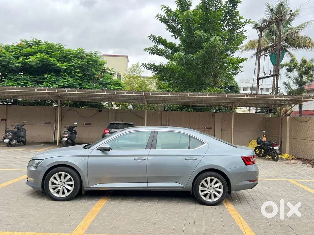 Skoda Superb L&k Tdi At