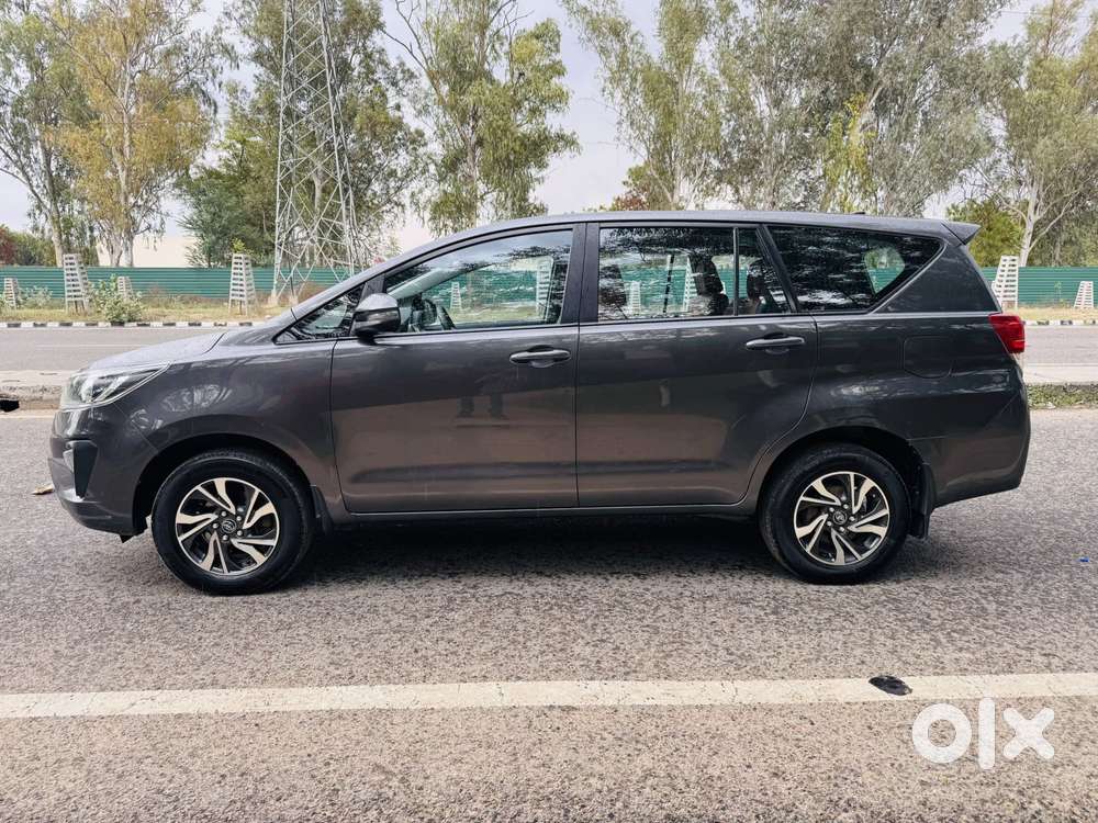 Toyota Innova Crysta [2020-ongoing] 2.4 Gx At 7 Str, 2021, Diesel