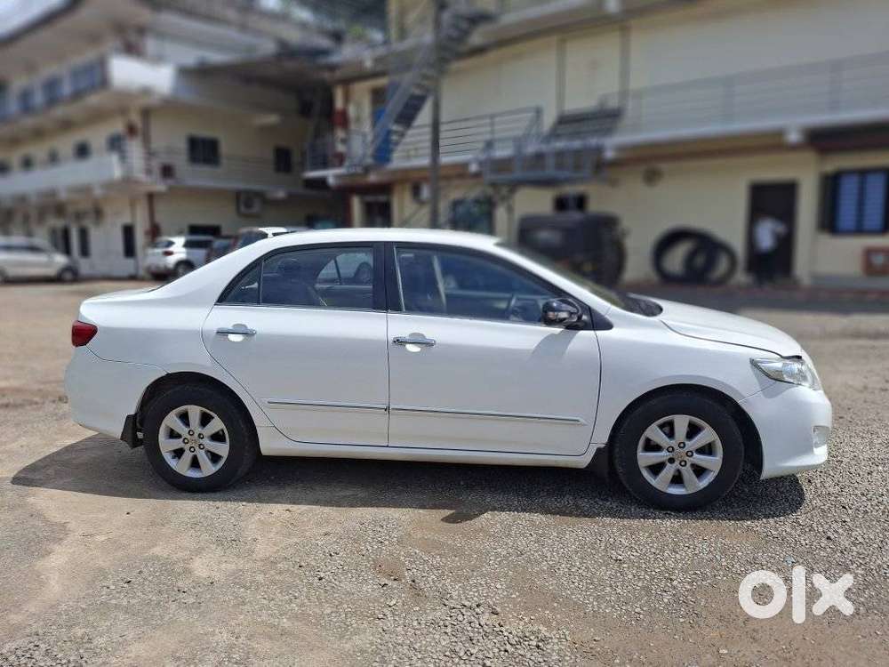 Toyota Corolla Altis G, 2011, Diesel