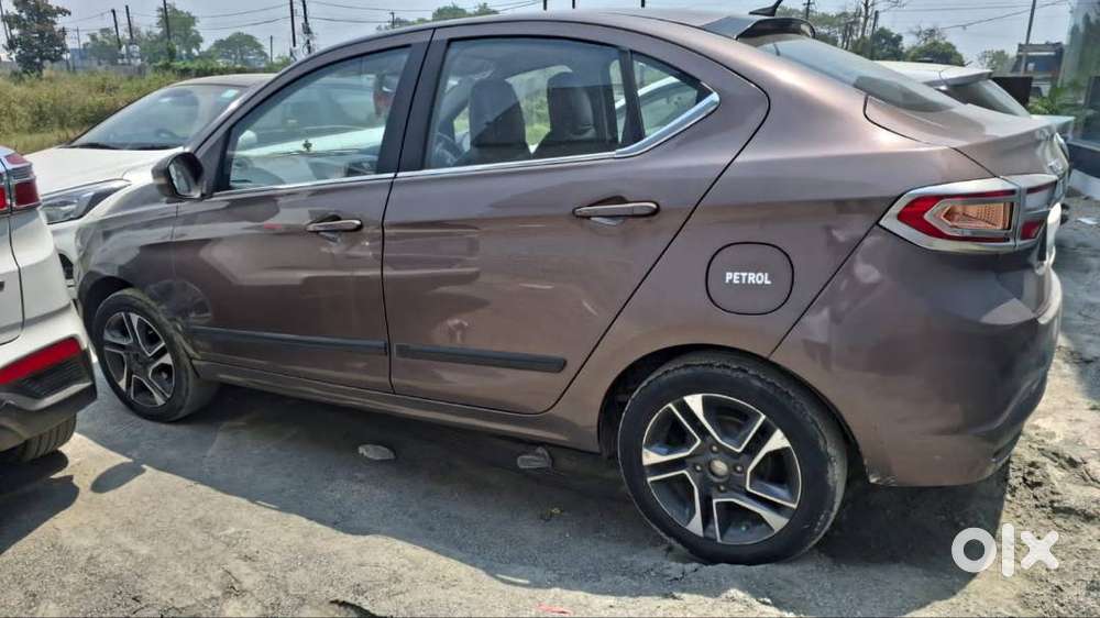 Tata Tigor Petrol 2017