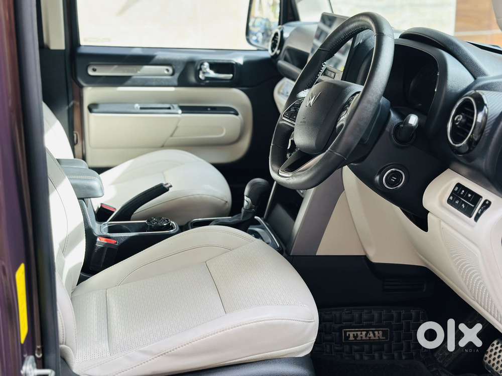 Mahindra Thar Roxx Mx5 Rwd At, 2025, Petrol