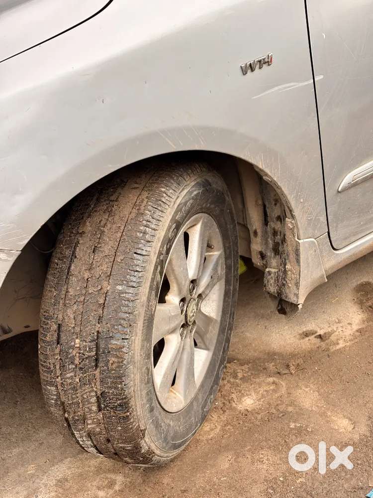 Toyota Corolla Altis 2011 Manual Petrol