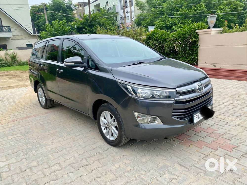 Toyota Innova Crysta 2.4 G Mt, 2017, Diesel