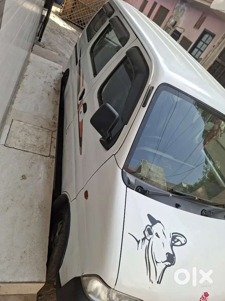 Maruti Suzuki Eeco 2022 Cng & Hybrids Well Maintained