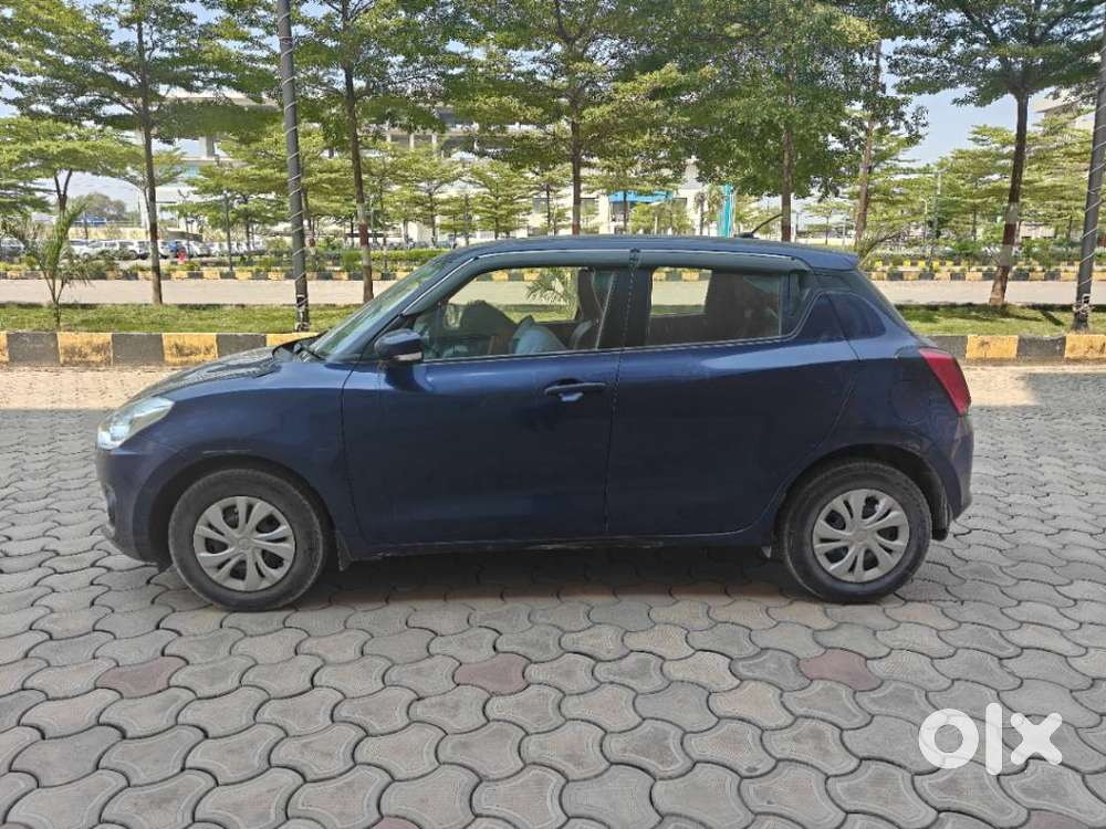 Maruti Suzuki Swift Vxi + Manual, 2019, Petrol