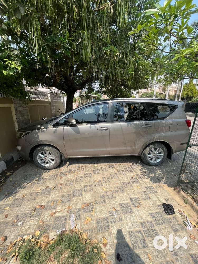 Toyota Innova Crysta 2017