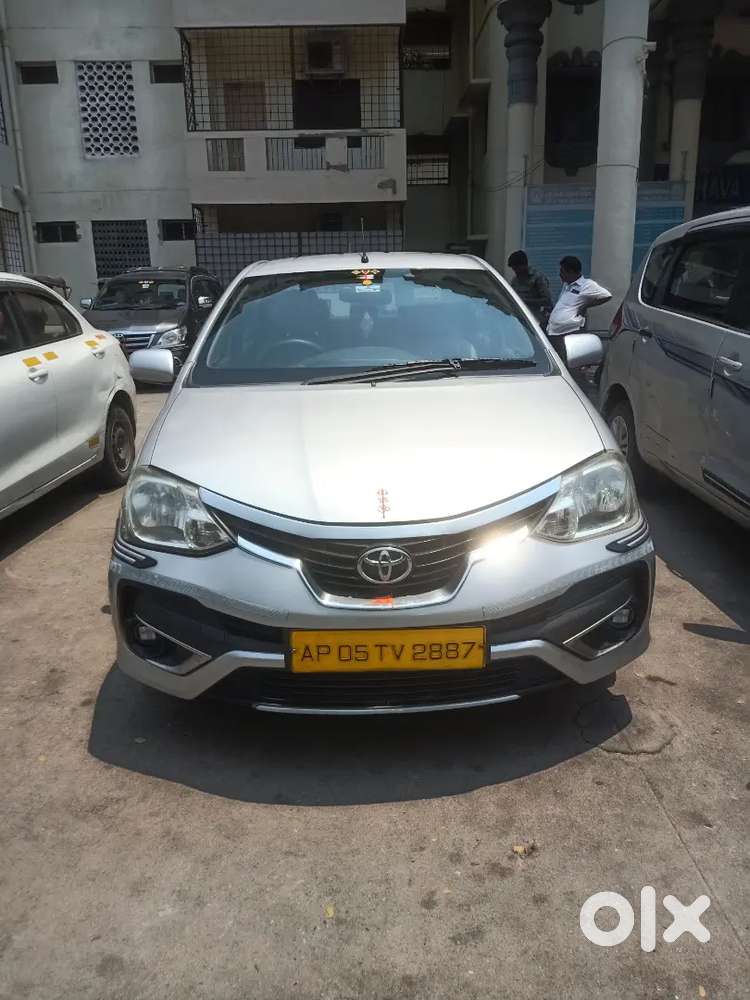 Toyota Etios 16