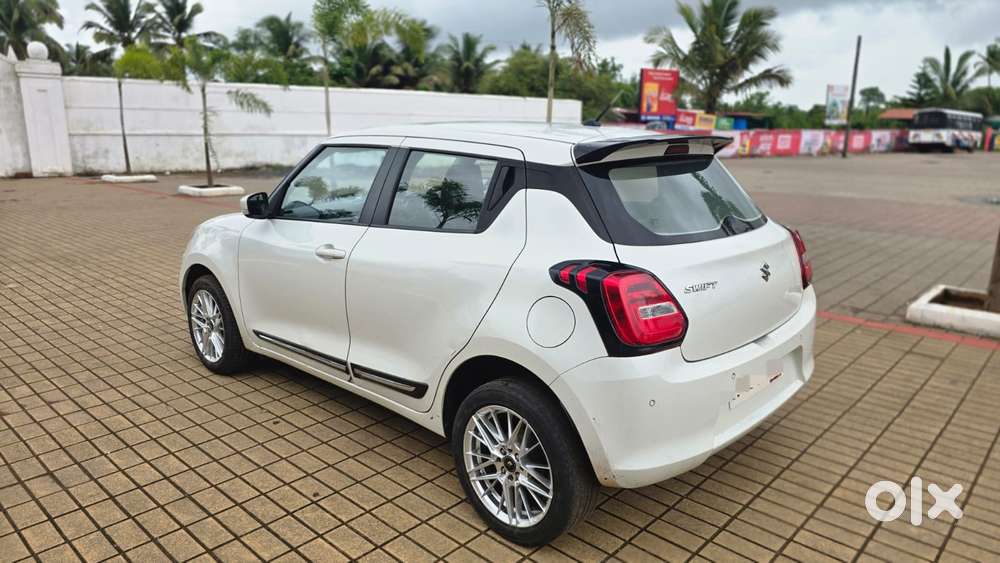 Maruti Suzuki Swift Vxi + Manual, 2020, Petrol