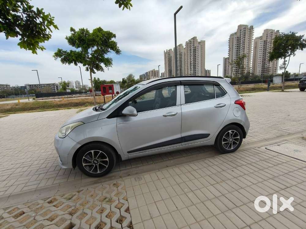 Hyundai Grand I10 Asta Top Model 2017 Petrol Variant
