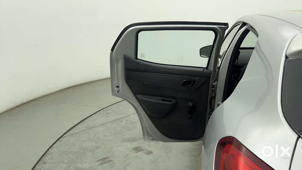 Renault Kwid 1.0 Rxt, 2016, Petrol