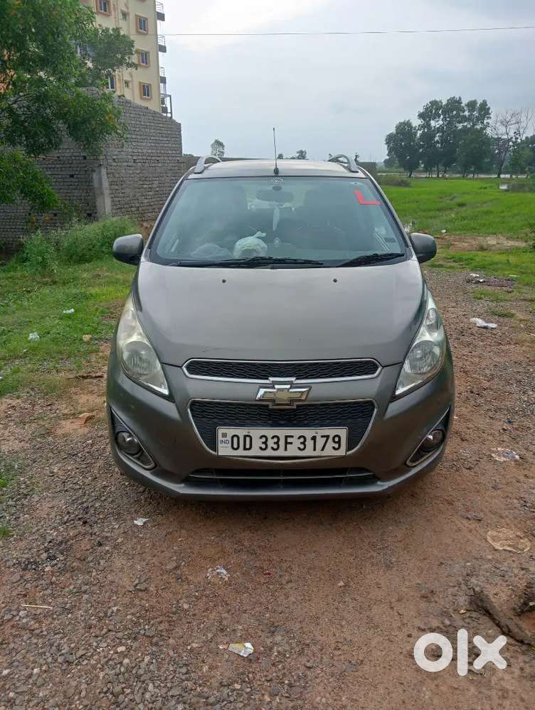 Chevrolet Beat Petrol 11
