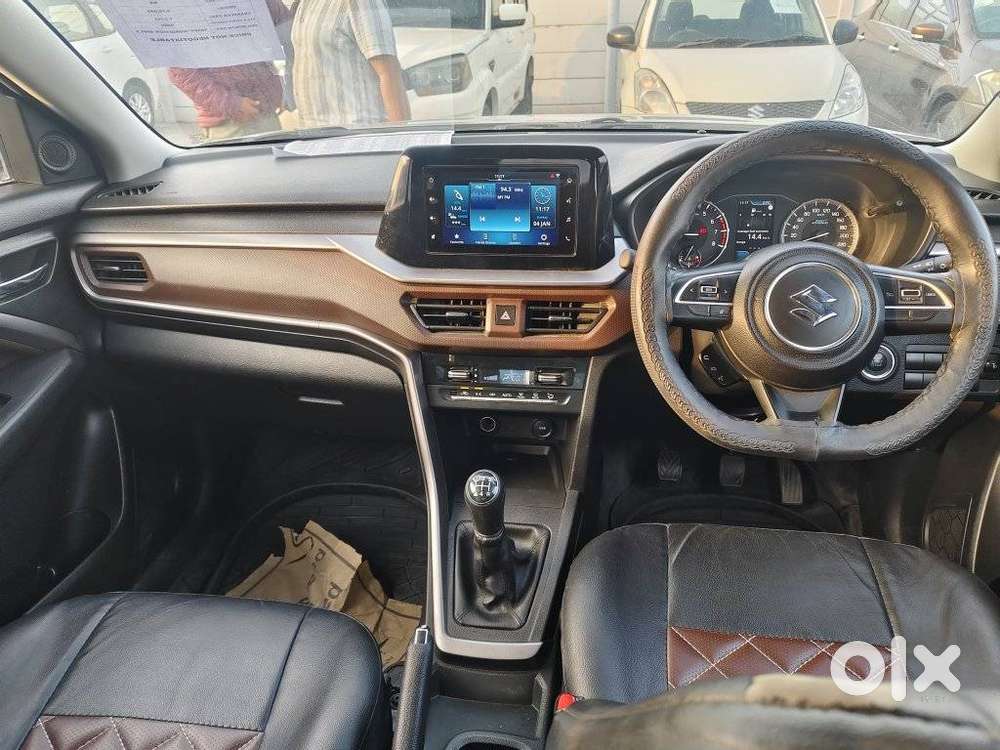 Maruti Suzuki Brezza 1.5 Zxi Smart Hybrid Dual Tone, 2023, Petrol