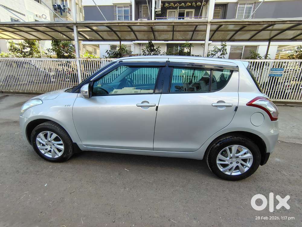 Maruti Suzuki Swift Zxi, 2012, Petrol