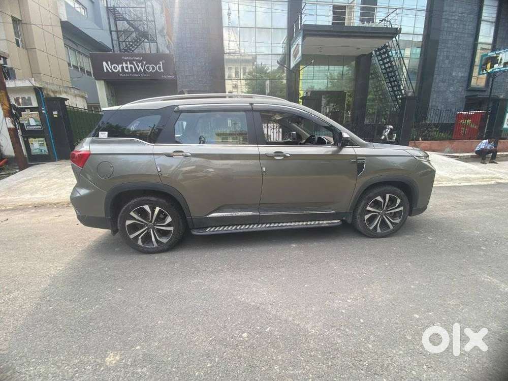 Mg Hector Plus Savvy Pro 1.5 Turbo Petrol Cvt 6 Str, 2023, Petrol