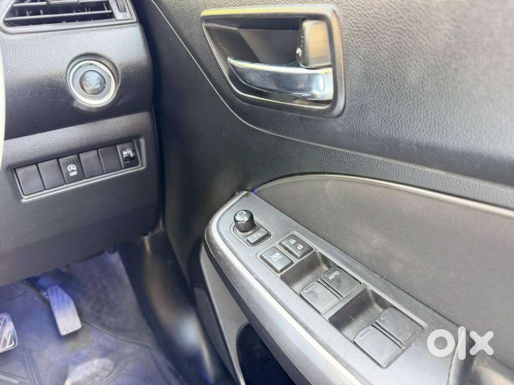Maruti Suzuki Swift Vvt Zxi, 2022, Petrol