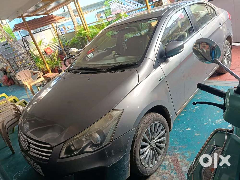 Maruti Suzuki Ciaz 2016 Diesel Manual Car Single Handed  Doctor Driven