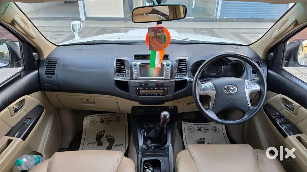 Toyota Fortuner 2015 Diesel 130000 Km Driven