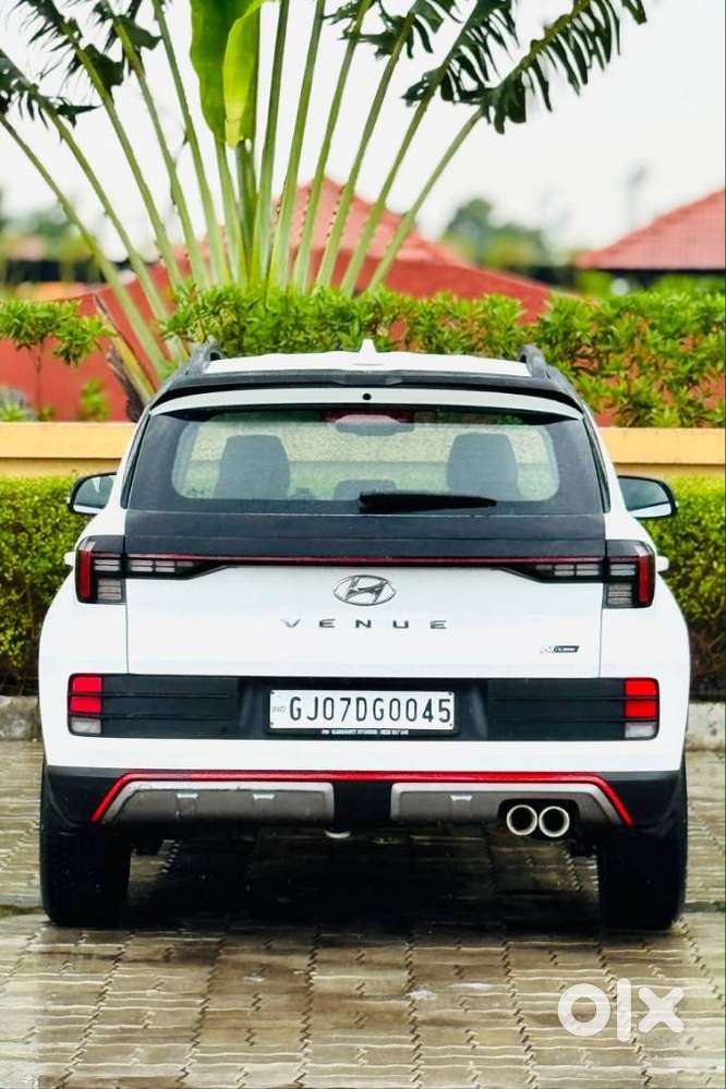 Hyundai Venue, 2023, Petrol
