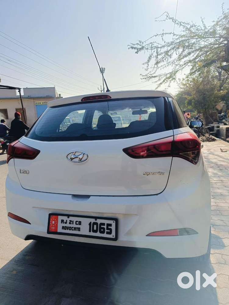 Hyundai New I20 2017 Petrol Well Maintained