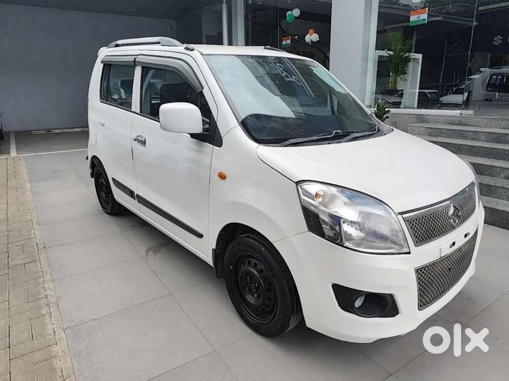 Maruti Suzuki Wagon R 1.0 Vxi Amt, 2016, Petrol