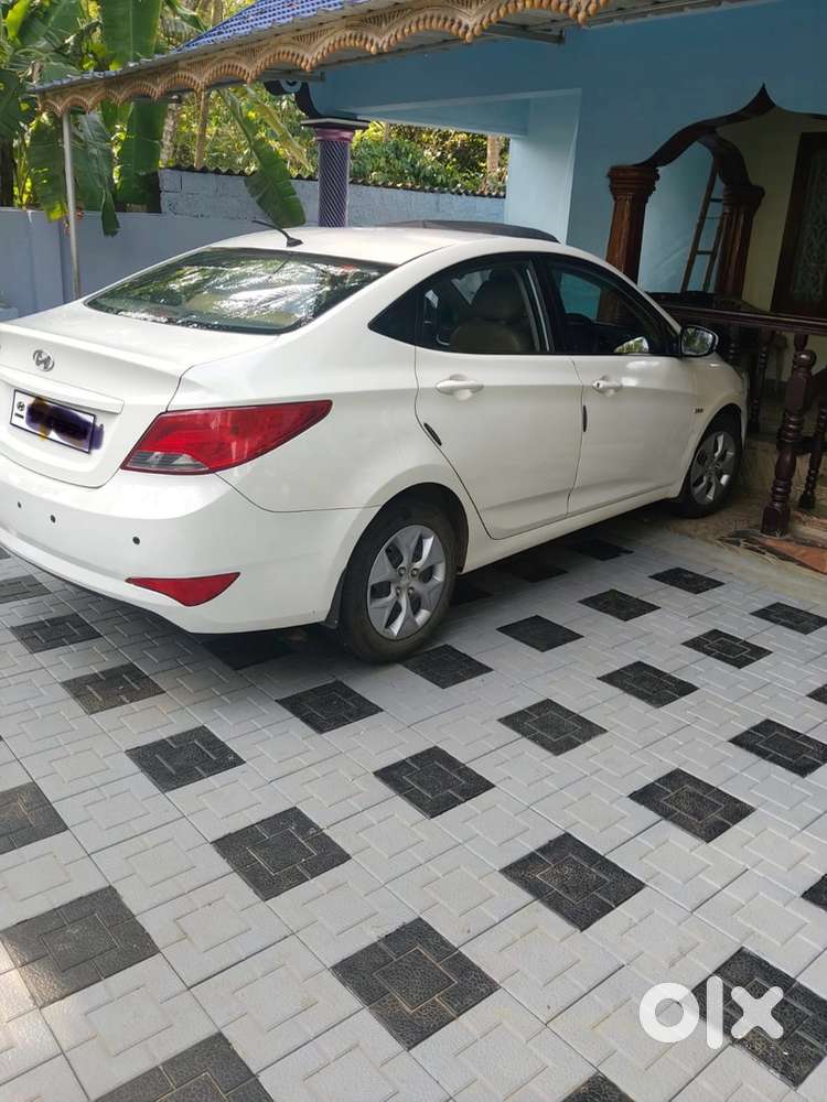 Hyundai Verna Diesel Manual 2015